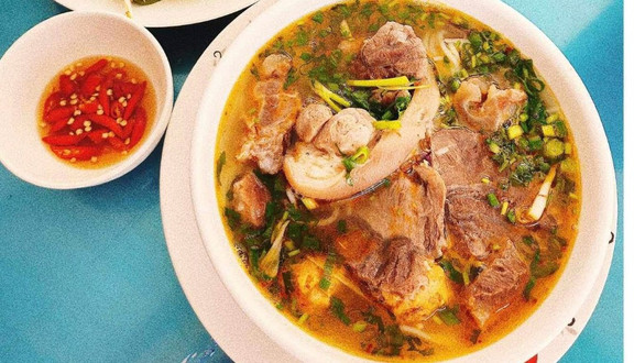 Thấm - Bún Bò, Bánh Canh Dồi Tay & Bún Chả Cá - Nguyễn Công Trứ