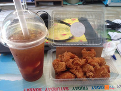 Nè he, thiếu mất tương, tui phải đi mua chai tương chinsu về he :v 😂