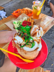 Kem dừa Sing ăn tại quán 20K