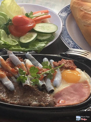 Bít Tết trùng biển