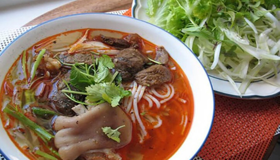 Quán Bà Hoa - Các Món Ăn Huế
