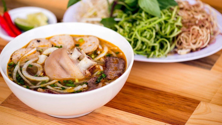 Bún Bò Huế Tú Huyền