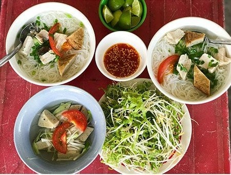 Quán 24 - Bún Cá Sứa Ninh Hoà