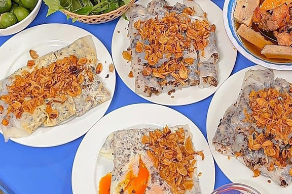 Toán - Bánh Cuốn, Gà Tần & Bún Riêu Cua Tóp Mỡ - Trần Quốc Hoàn