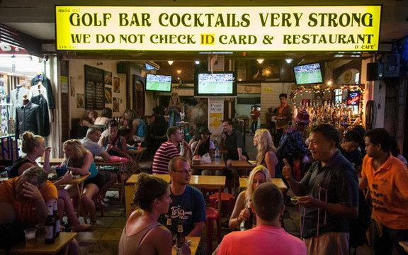 Golf Bar - Khaosan Road