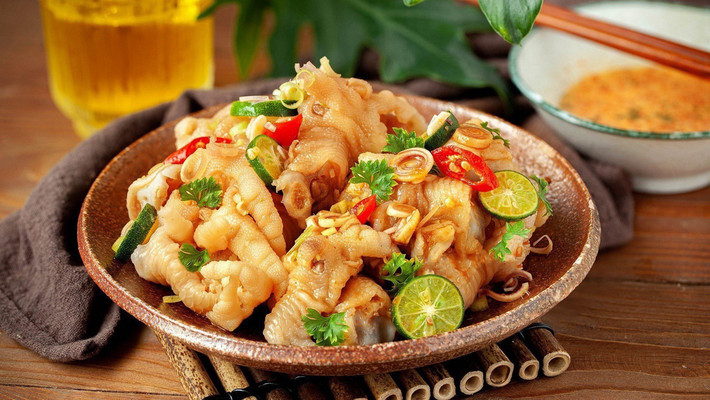 Phan Vy Food - Chân Gà Sốt Thái & Gà Ủ Muối - Nguyễn Văn Tăng