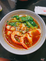 Bún thái hải sản 