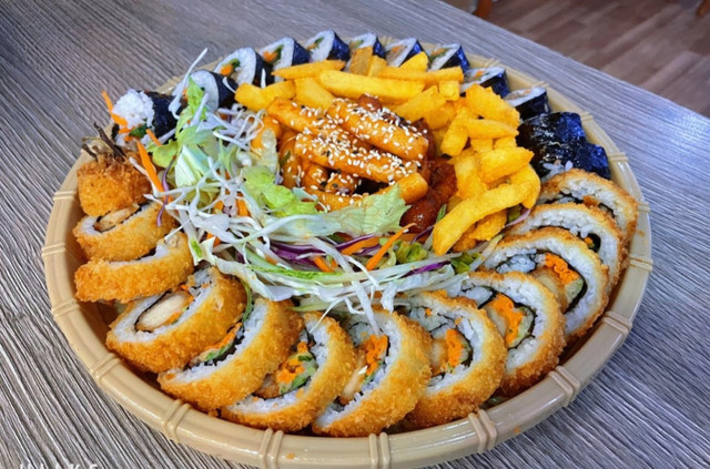 Sushi Thằng Bờm - Khu Phố 1