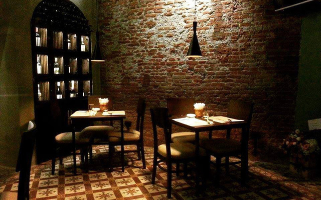 Tierra Wine Bar - Xóm Hạ Hồi