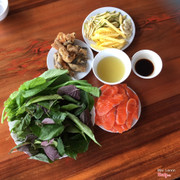 Gỏi cá hồi tươi