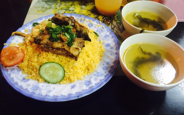 Cơm Gà Chiên Giòn - Đường Số 4
