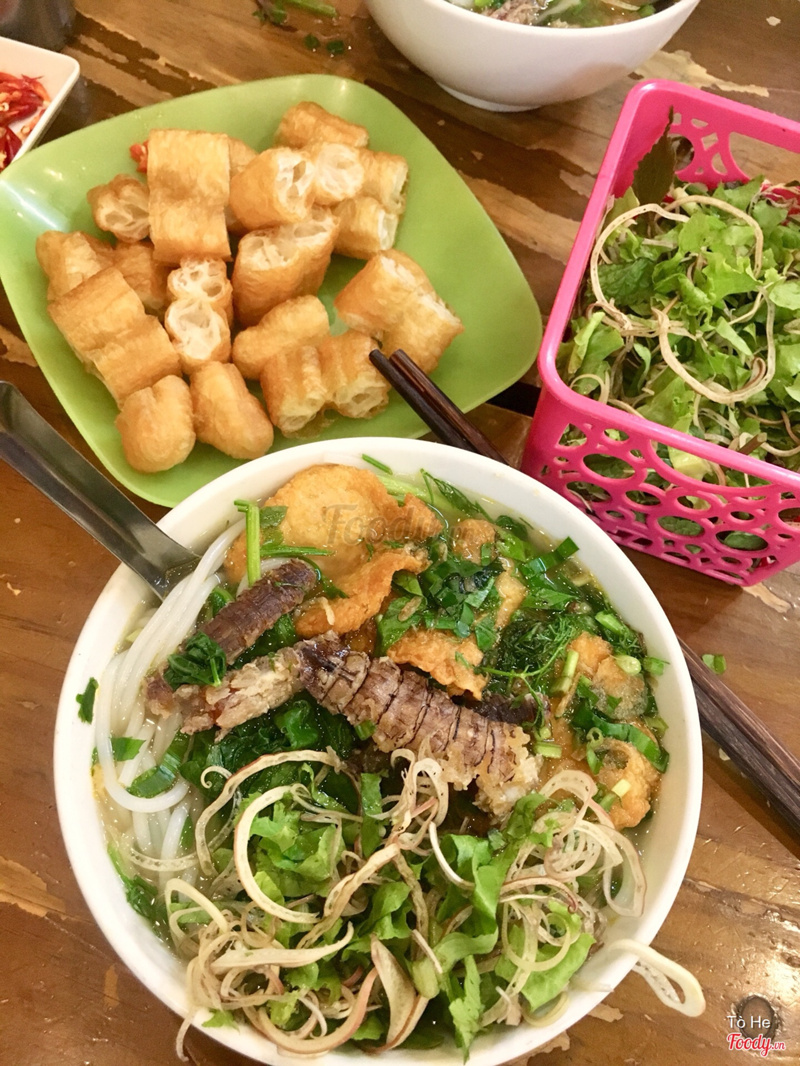 Bún bề bề chả cá 30k