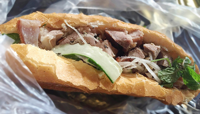 Trâm - Bánh Mì Heo Quay