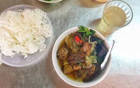 Bún Chả Chị Sáu