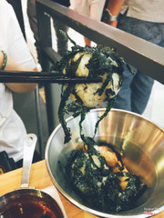 Cơm năm thần thánhhhhhh