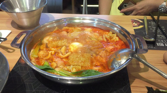 Spicy Box - Tokbokki Hot Pot - Vincom Mega Mall Thảo Điền