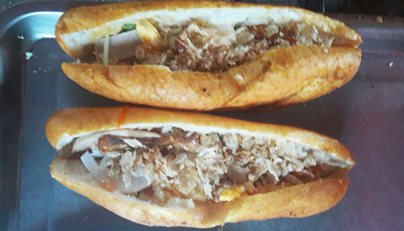 Bánh Mì Nướng Lu & Muối Ớt