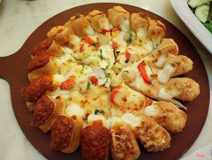 pizza hải sản viền phomai