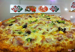 Pizza Plus chuyên ship hàng giao tận nhà. Tốc độ làm đồ và ship rất nhanh. Hotline: 0966951333
