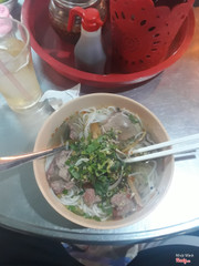 Bún bò Huế 35k/1 tô