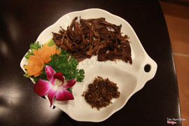 Trâu xé Muối trứng kiến