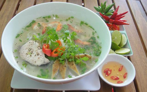 Bánh Canh Quý Nữ