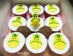 Haki Haki - Not just a cake^^
- Hotline: 0989 495 089 (Zalo, Viber - Inbox, Message or Direct Call)
- Inbox page Haki Haki www.facebook.com/hakihakicake
www.hakihaki.vn