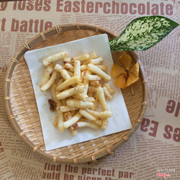 Snack nui lắc xí muội