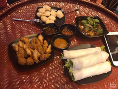 Món ăn vặt,đồ uống, các loại trà sữa.Sữa chua các loại