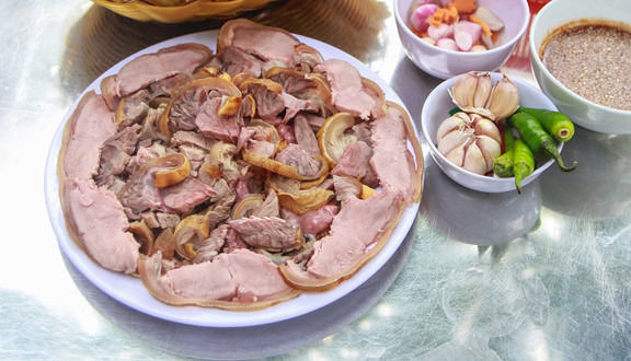 Dì Năm - Thịt Bò & Bê Thui