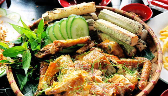 Buffet Rau Sạch Đà Lạt & Cơm Lam Gà Nướng