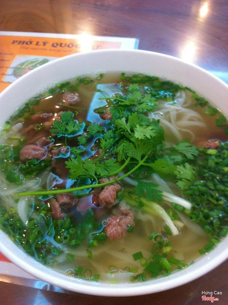 Phở bò tái