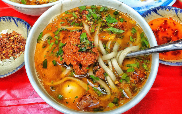 Dì Huê - Bánh Canh & Bột Lọc Chiên