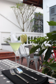 Noir. Dining in the Dark - Sân vườn ăn ăn tối ngoài trời