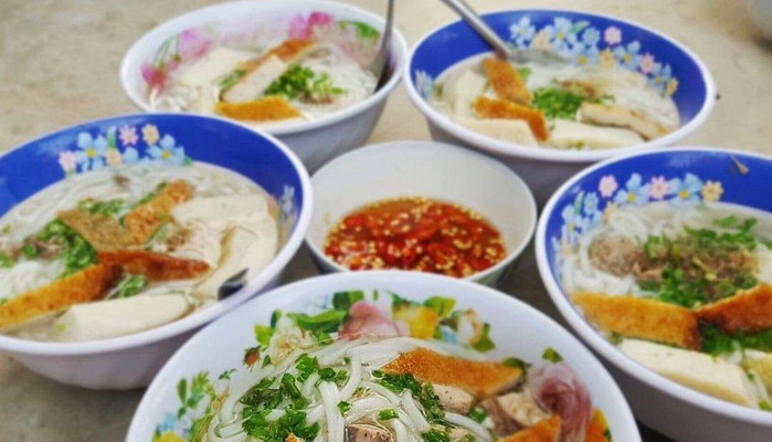 Cô Hai Quyên - Bánh Canh Chả Cá Phan Thiết & Hủ Tiếu Dai