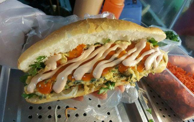 Mr. Cây - Bánh Mì Thịt Xiên - Xuân Thủy