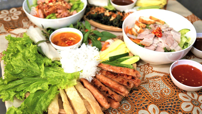 Quán Thu Hà - Đặc Sản Nem Nướng Ninh Hoà - Bùi Trọng Nghĩa