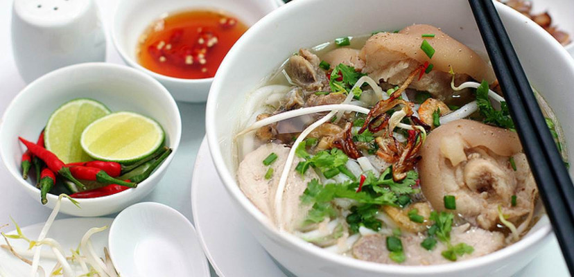 Bánh Canh Giò Heo Thu Anh - Huỳnh Tấn Phát