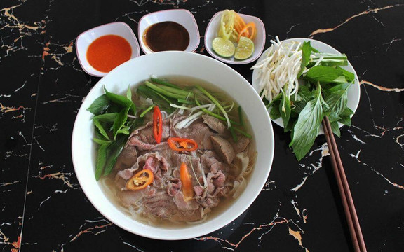 Wings Coffee - Phở Bò Úc 5 Viên