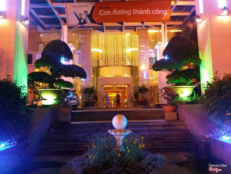 Mặt tiền khách sạn