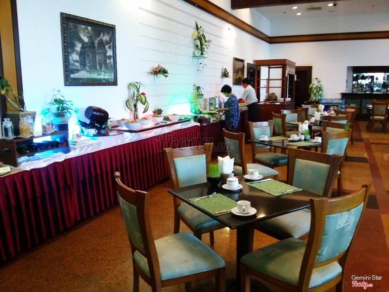 Không gian buffet