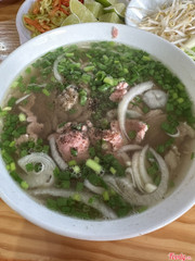 Phở tái nạm - 50k