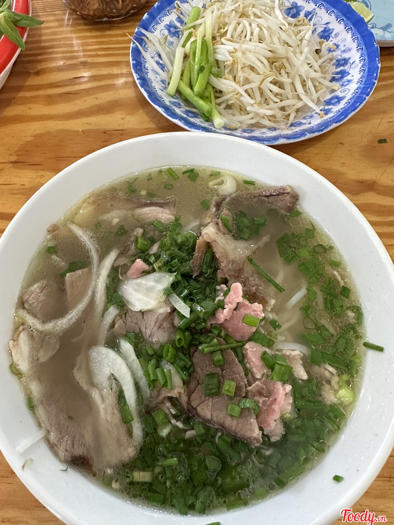 Phở tái nạm - 50k