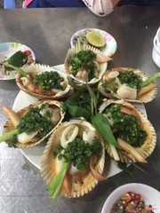 sò dương nướng mỡ hành 55k/con