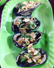 Sò vẹo nướng mỡ hành