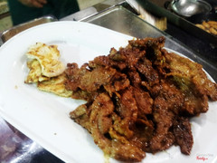 Bò và gà nướng, chấm chao bá chấy