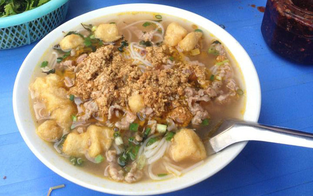 Mai Lan - Bún & Cơm Bình Dân