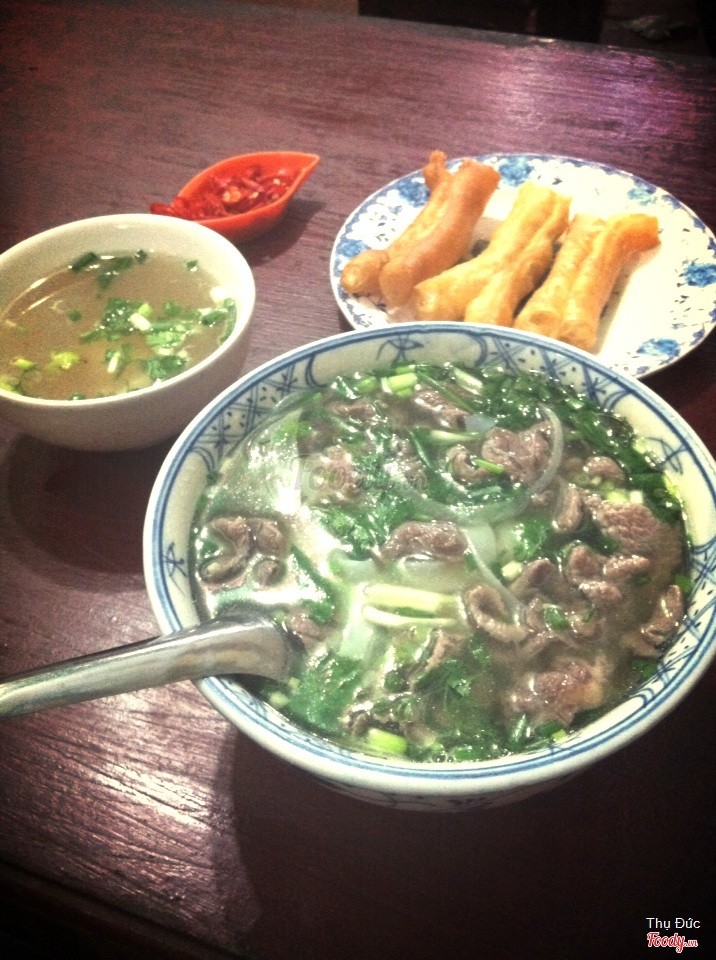 Phở bắp bò én Trứng én Quẩy