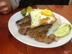 Ribs and rice with egg