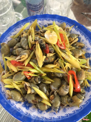 Ốc cà ná xào sả ớt